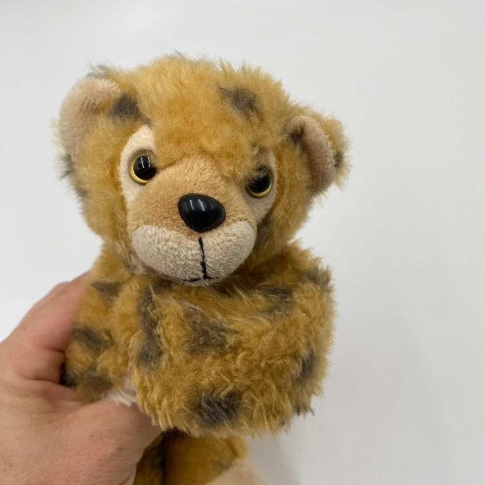 Wild Republic Huggers Cheetah Plush Slap Wrist‎ Bracelet Toy Spotted Leopard